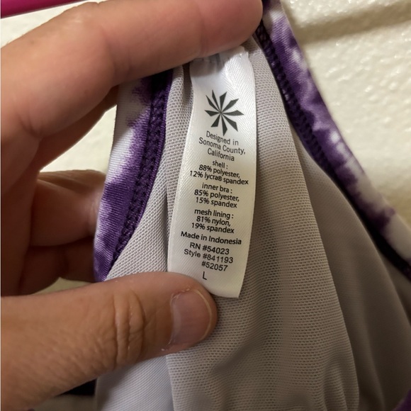 Athleta - Picture 3 of 3